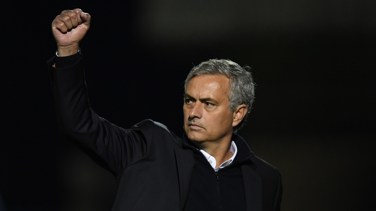 西班牙人2-1塞维利亚，罗伯托-费尔南德斯、佩雷-米利亚破门（西班牙人2-1击败塞维利亚，罗伯托-费尔南德斯与佩雷-米利亚相继破门）