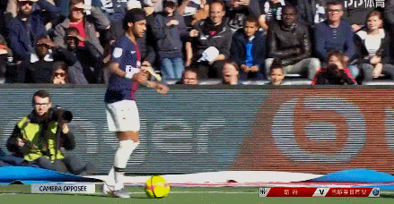 英超-阿森纳2-0布伦特福德5分领跑，梅里诺传射，萨卡破门，赖斯伤退（英超：阿森纳2-0布伦特福德，5分优势领跑；梅里诺传射，萨卡破门，赖斯伤退）