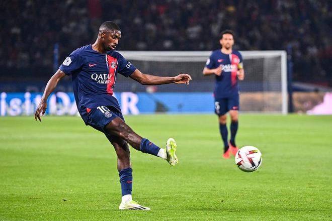 记者：穆西亚拉将于1月2日提前训练，3日拜仁全队体能测试（记者曝：穆西亚拉将于1月2日提前投入训练，拜仁全队3日进行体能测试）