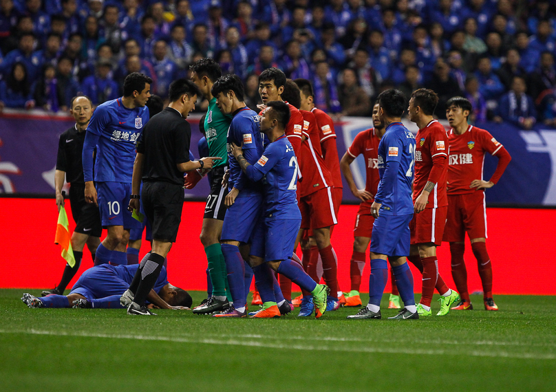 7连胜！随着维拉2-1绝杀阿森纳，英超最新积分榜出炉：曼城跌第3（维拉2-1绝杀阿森纳豪取7连胜，英超积分榜出炉：曼城跌至第3）