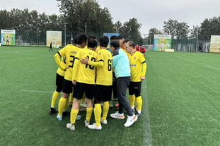 埃迪-豪：乔林顿看起来是腹股沟问题；我们有很多地方要改进（埃迪-豪：乔林顿疑似腹股沟伤势，球队还有不少地方要提升）