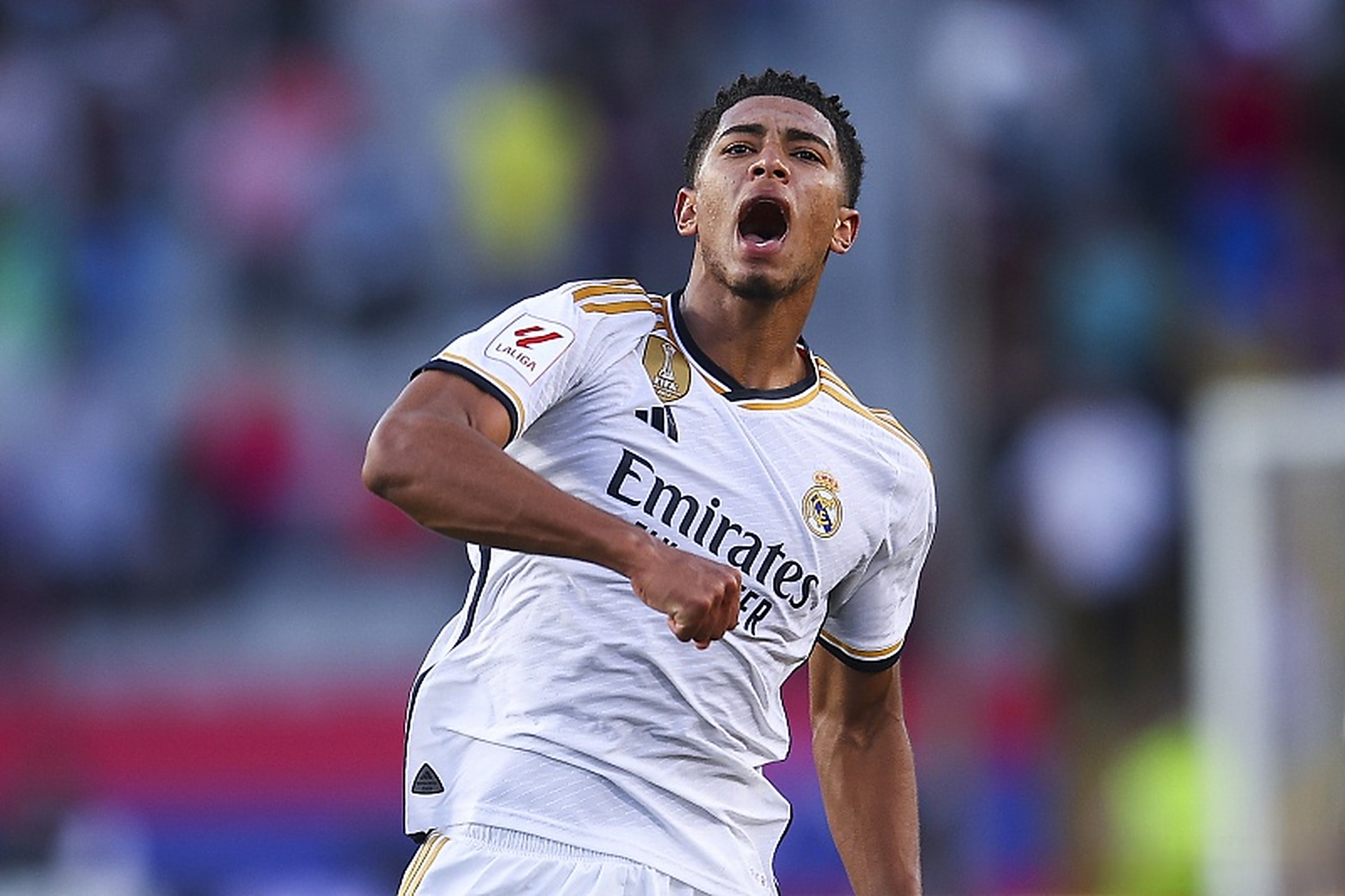 图片报：多特后防线出现危机，将面临安东和安塞尔米诺缺阵（图片报：多特后防告急，安东与安塞尔米诺双双缺阵）