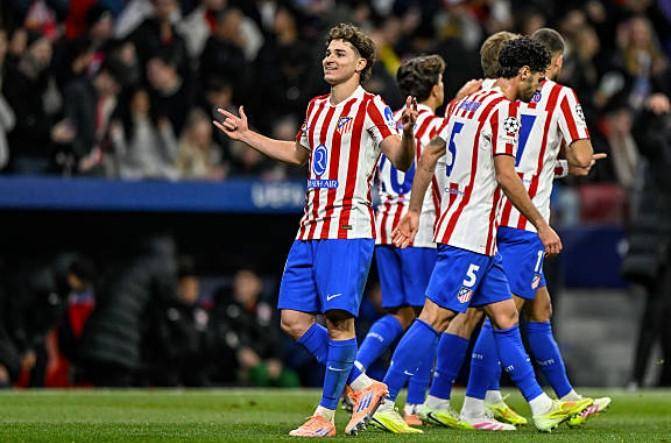 懂球帝2025赛季中超最佳阵容：瓦科法比奥领衔，申花3人入选最多（懂球帝评选2025赛季中超最佳阵容：瓦科法比奥领衔，申花三人入围最多）