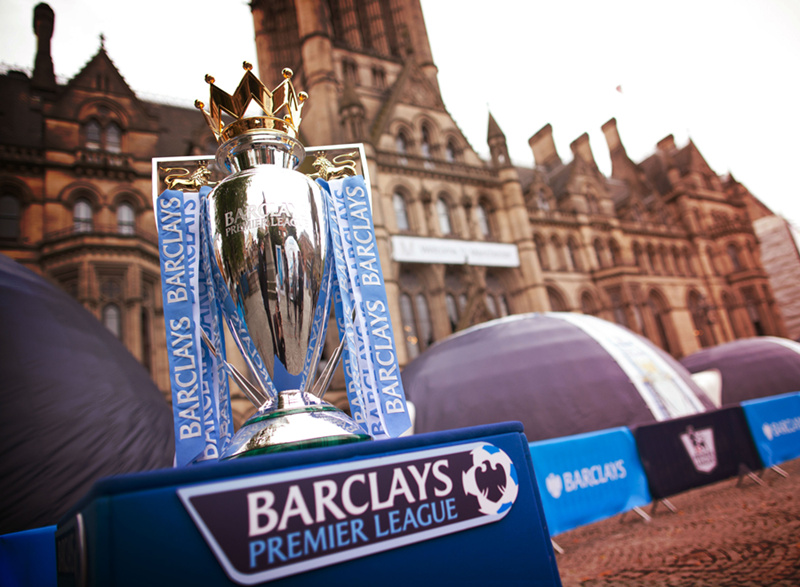 皇马vs曼城：罗德里戈、维尼修斯首发，哈兰德、多库出战（皇马对阵曼城：罗德里戈、维尼修斯先发，哈兰德、多库登场）