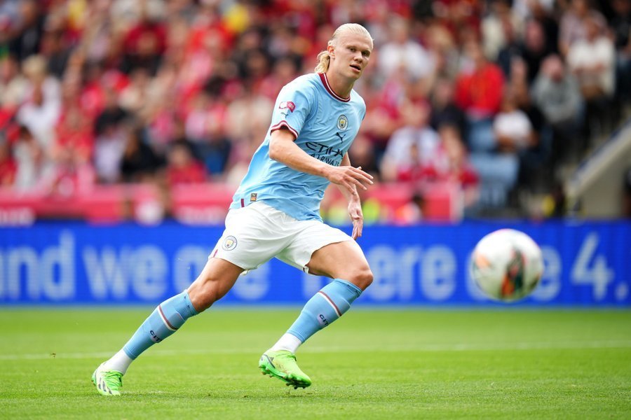 官方：川崎前锋33岁后卫车屋绅太郎赛季结束后正式退役（川崎前锋官宣：33岁后卫车屋绅太郎将于赛季末正式退役）